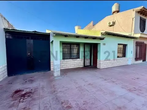 CASA EN VENTA GUAYMALLEN