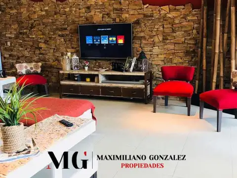 Casa 4 ambientes con 3 baños
