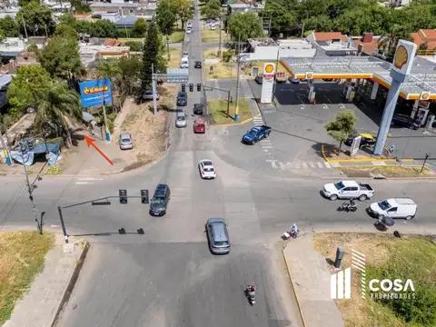 José María Rosa  al 600 bis Fisherton