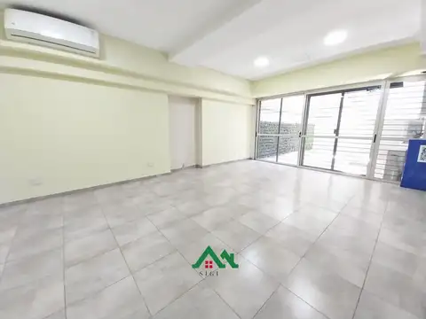 Local comercial en alquiler sobre Chacabuco – Nueva Córdoba, excelente ubicación y gran circulación al 600