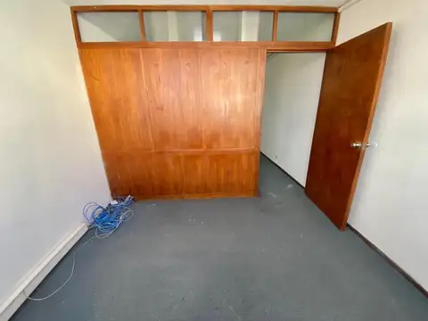Oficina en Alquiler al Este