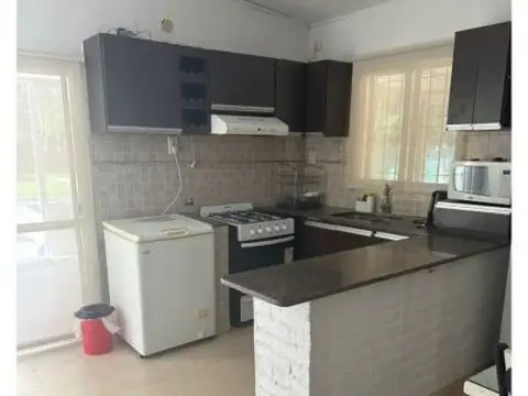 CASA A LA VENTA EN VILLA AMELIA, CON GALPON Y DEPOSITO. Villa Amelia.