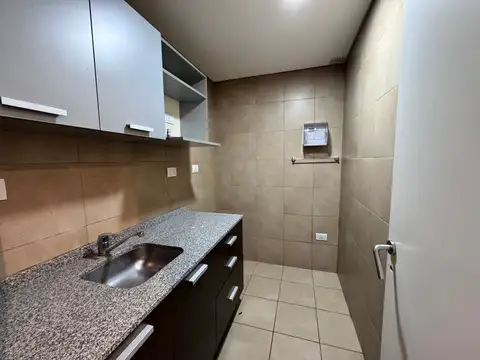 Oficina Monoambiente con 2 baños