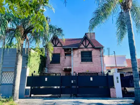 Venta Casa 5 Ambientes Castelar Sur