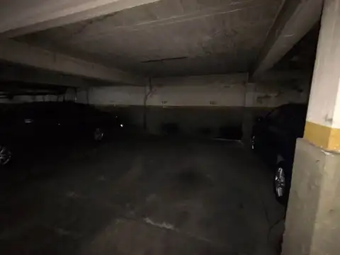 Cochera en Venta Fija