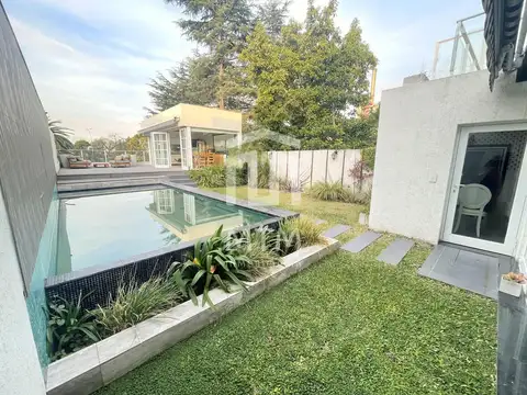 Departamento 7 ambientes con 3 baños