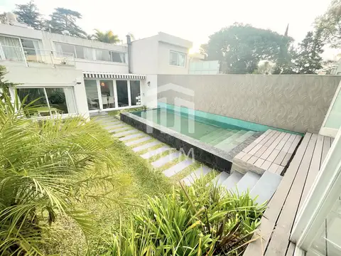 Departamento en Venta con 4 cocheras