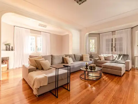 Casa en Venta en Acassuso, USD 1.680.000