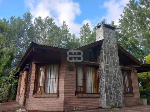 Los Lirios esquina Las Lilas