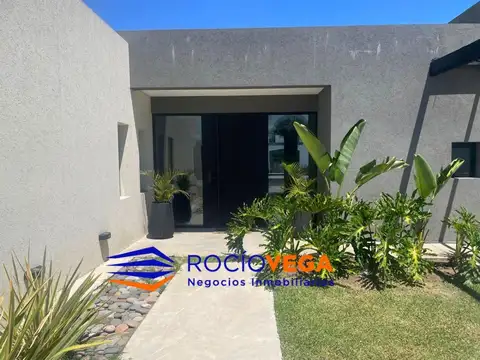 Casa a la venta en Prados del Oeste, Moreno