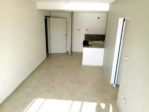 DEPARTAMENTO 2 AMBIENTES CON BALCÓN AL FRENTE A ESTRENAR. EDIFICIO CON SUM.