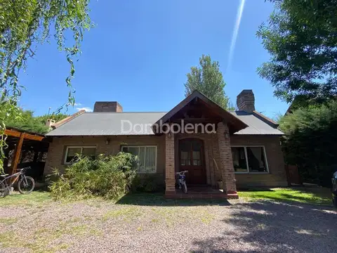 Casa  en Venta en San Patricio, Francisco Álvarez, Moreno