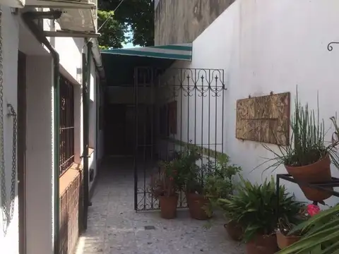 Casa en Venta en Adrogue, USD 175.000