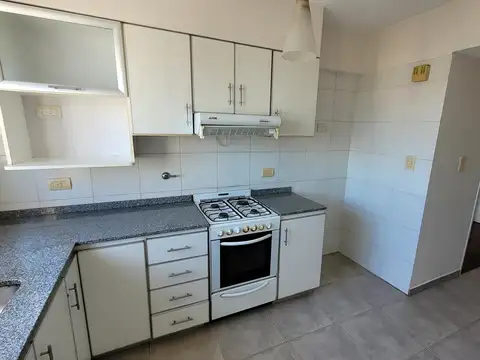 Departamento en Alquiler en Quilmes, $ 800.000
