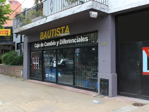 VENTA - Local de 260 m2 en Diag 74 e/ 18 y Pza. Irigoyen - La Plata