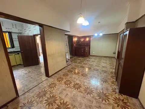 Depto Tipo Casa en Alquiler de 3 ambientes