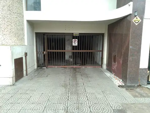 Av. Pellegrini al 700