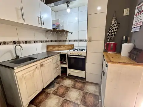 Depto Tipo Casa en Venta 50 años