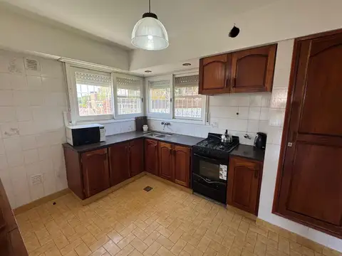 Depto Tipo Casa en Alquiler en Villa Gesell, USD 1