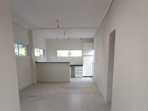 R Franco 3500, Piso PA