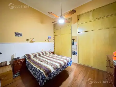Depto Tipo Casa en Venta 90 años
