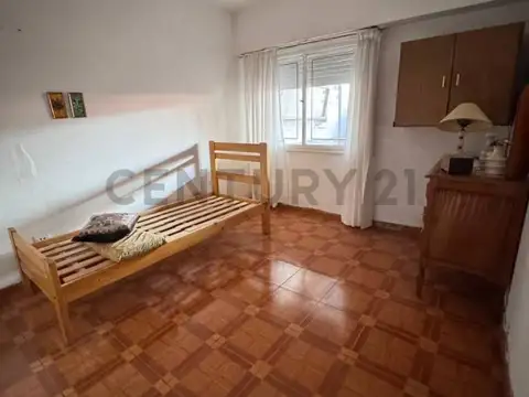 8 ENTRE 523 BIS Y 524 , Piso 0