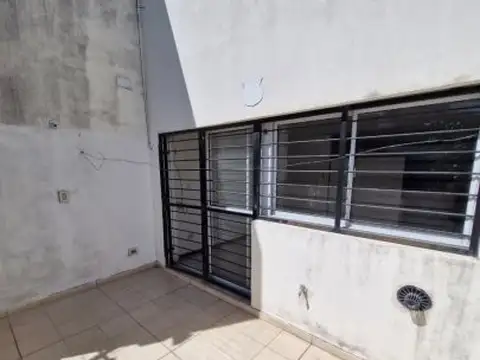 Departamento en Alquiler en Echesortu, $ 380.000