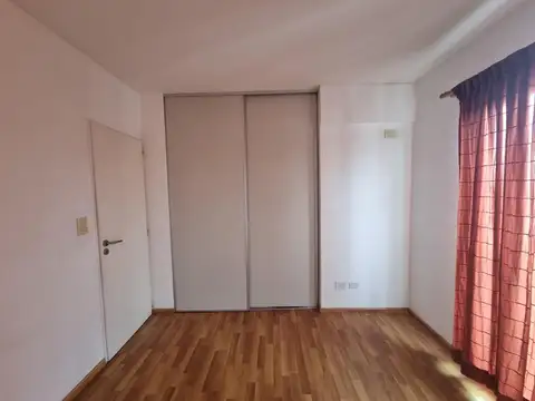 San Leonardo Murialdo 1100, Piso 2