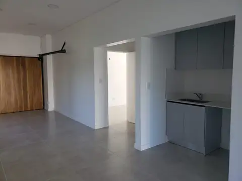 Casa de 4 ambientes, a Estrenar, en Rumenco Joven