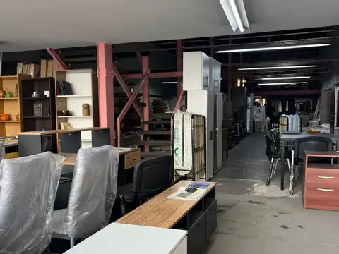 Local en Venta 66 años