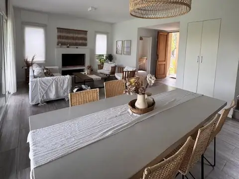 Casa en Venta en Ayres Plaza, USD 480.000