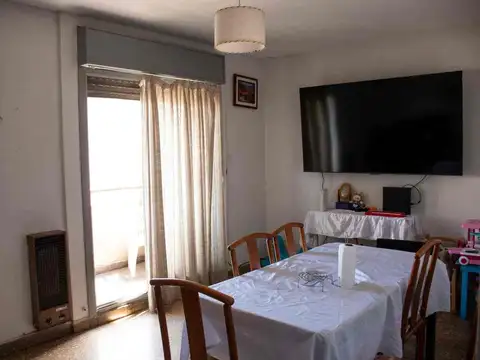 DEPARTAMENTO VENTA 2 AMB CONSTITUCIÓN C/ BALCÓN