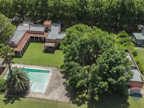 VENTA CASA EN BARRIO PRIVADO HARAS DEL SOL