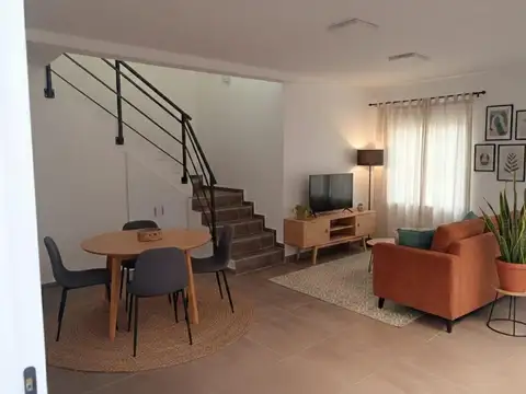 DÚPLEX DE 2 DORMITORIOS A ESTRENAR EN GÉNOVA AL 1300