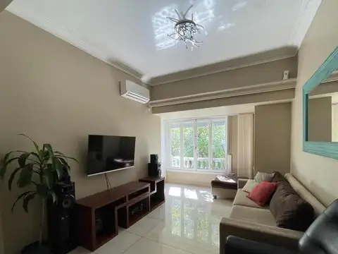 PH 4 ambientes con patio y parrilla en Villa Urquiza