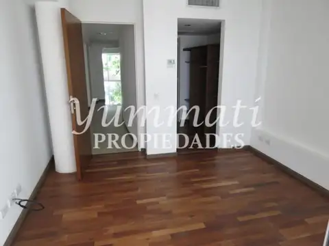 Pasaje Santa Cruz 300, Piso 2