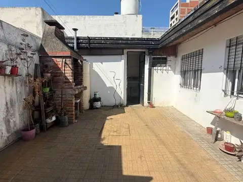 Depto Tipo Casa en Venta 46 años