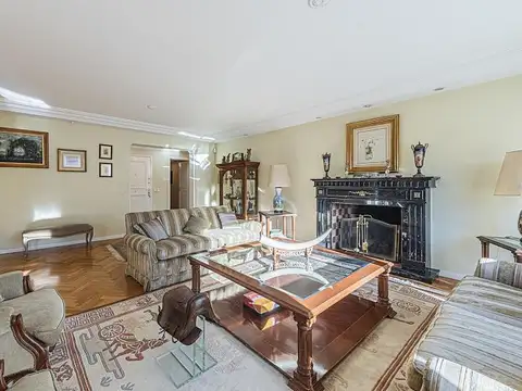 Departamento en Venta de 6 ambientes