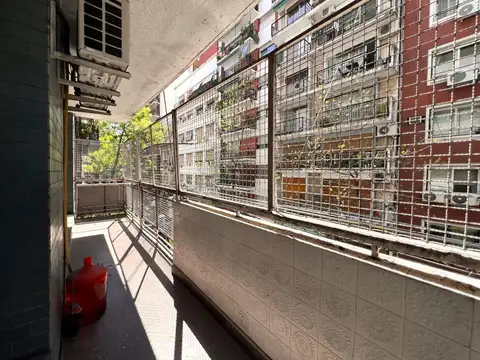 Departamento 4 ambientes con 3 baños