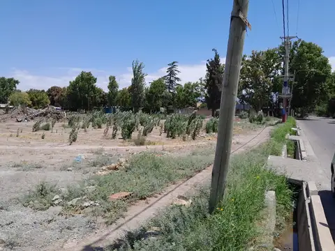 Eva Duarte de Perón y Lisandro Moyano, Las Heras