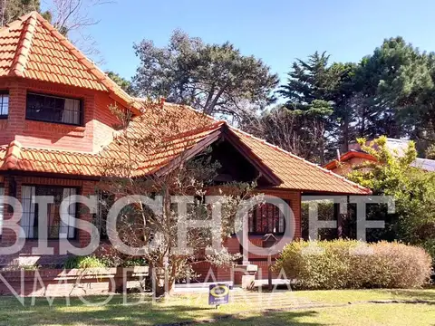 Bathurst 998, esquina Cnel de Marina Seguí