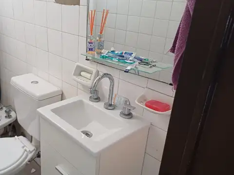 Casa de  dos dormitorios + monoambiente.  NUEVO VALOR. POSIBILIDAD DE FINANCIAR