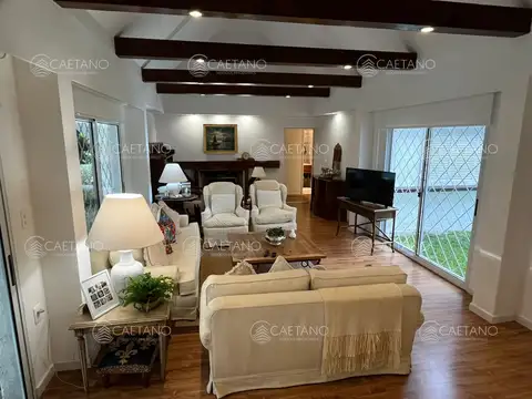 Casa en Alquiler Temporal en Cantegril, USD 0