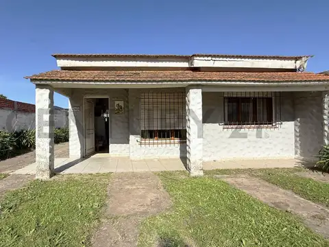 Venta de dos casas en un mismo lote, Faro Norte, Mar del Plata.