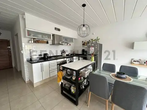 Saenz Valiente 200, Piso 1