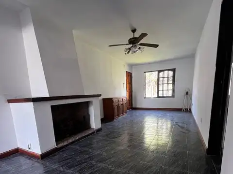 Casa 5 ambientes con 3 baños