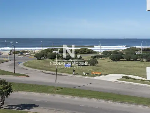 Apartamento en Venta de 2 dormitorios en Edificio Panorama , Punta del este