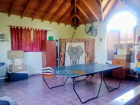 Casa en Venta con 2 cocheras