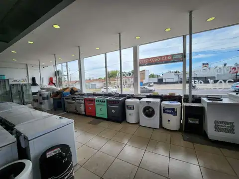 ALQUILER LOCAL DEPÓSITO TERRENO QUILMES 2390m2