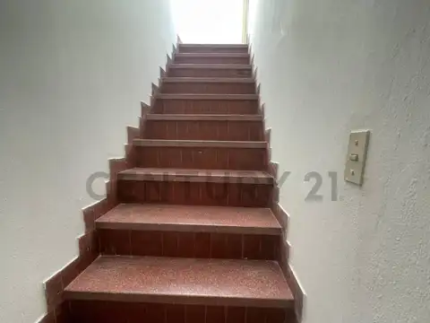 Venta PH 4 Ambientes SIN EXPENSAS con Patio y Terraza – a 4 cuadras de Plaza Irlanda – Oportunidad